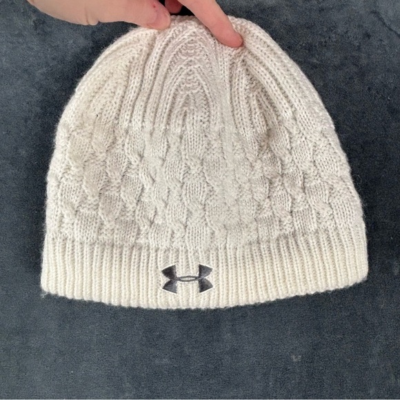 Under Armour Off-White Cable Knit Beanie - Picture 1 of 7